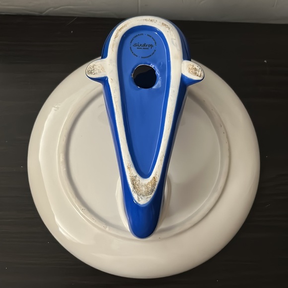 3/$20 Sixdrop Whale Stand Decorative Kitchen Cupcake, Snacks, Desserts Plate - Picture 3 of 3